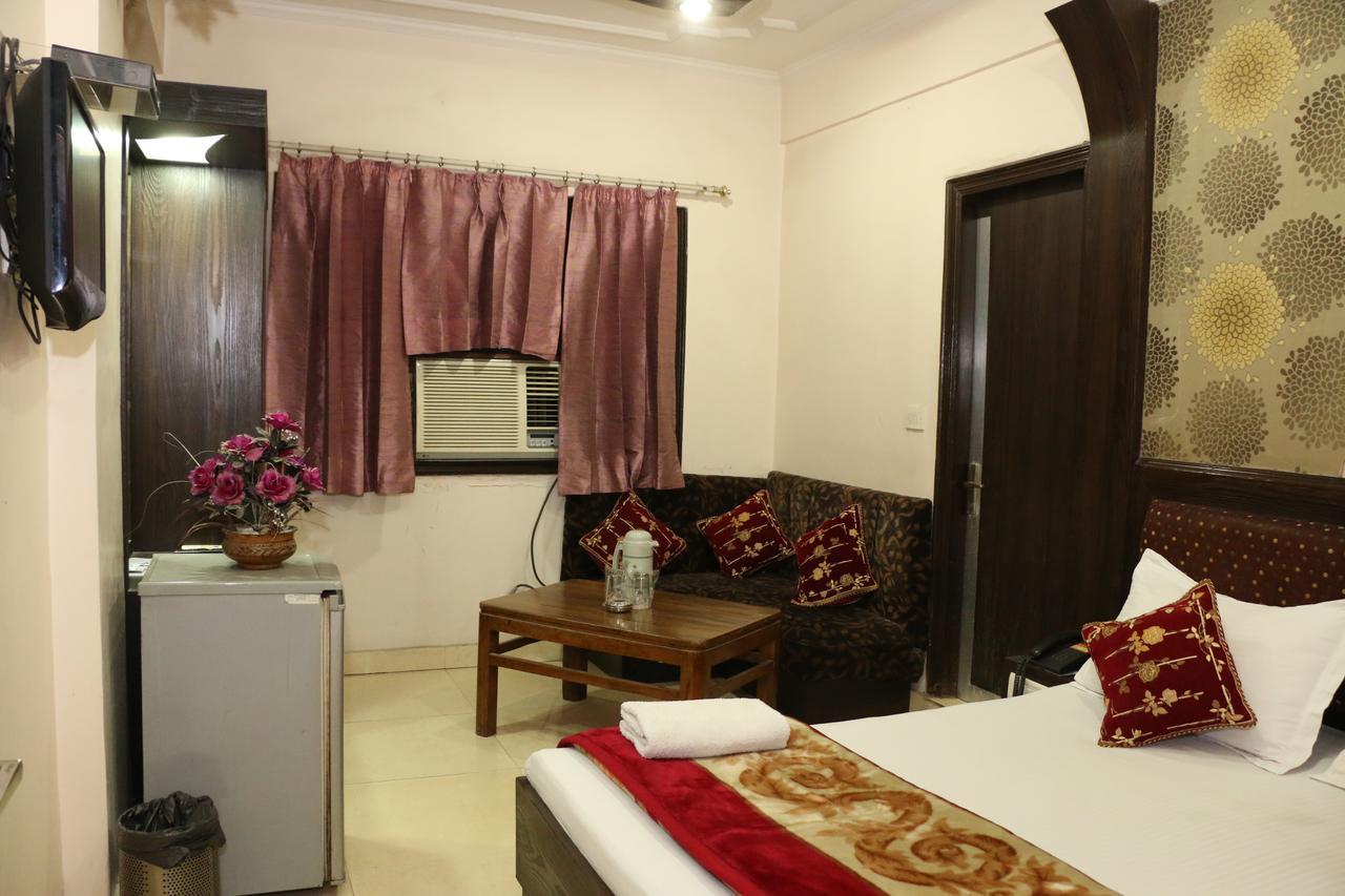 Hotel Maharaja Delhi  Exteriör bild