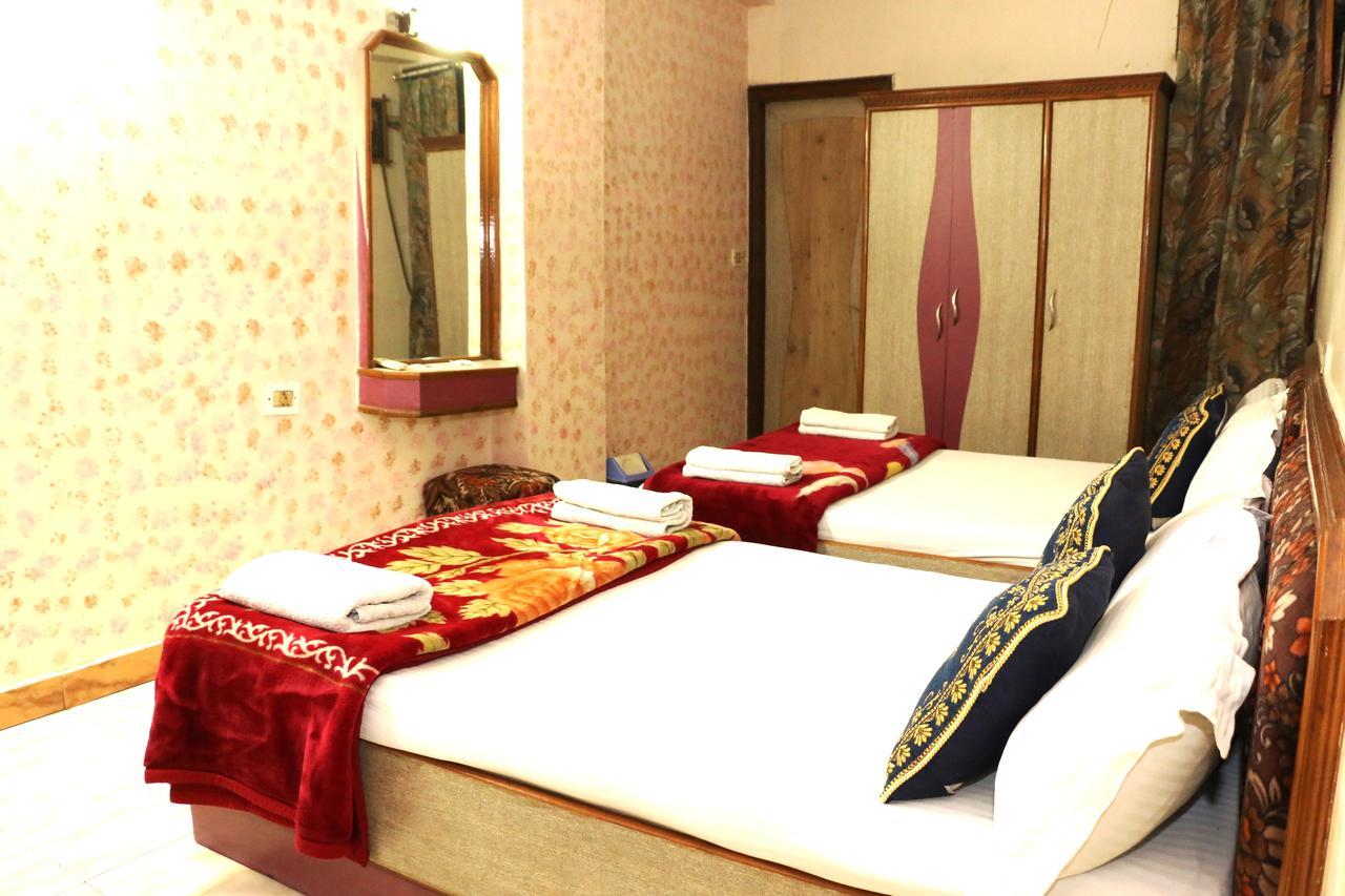 Hotel Maharaja Delhi  Exteriör bild