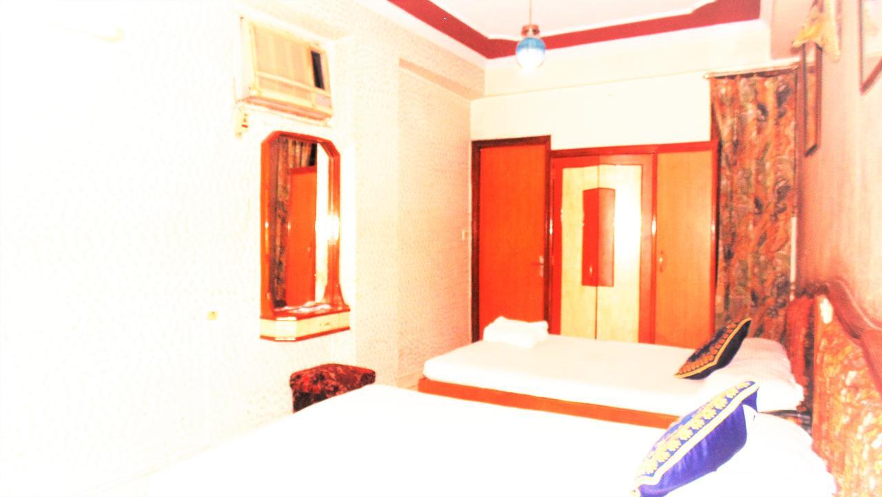 Hotel Maharaja Delhi  Exteriör bild