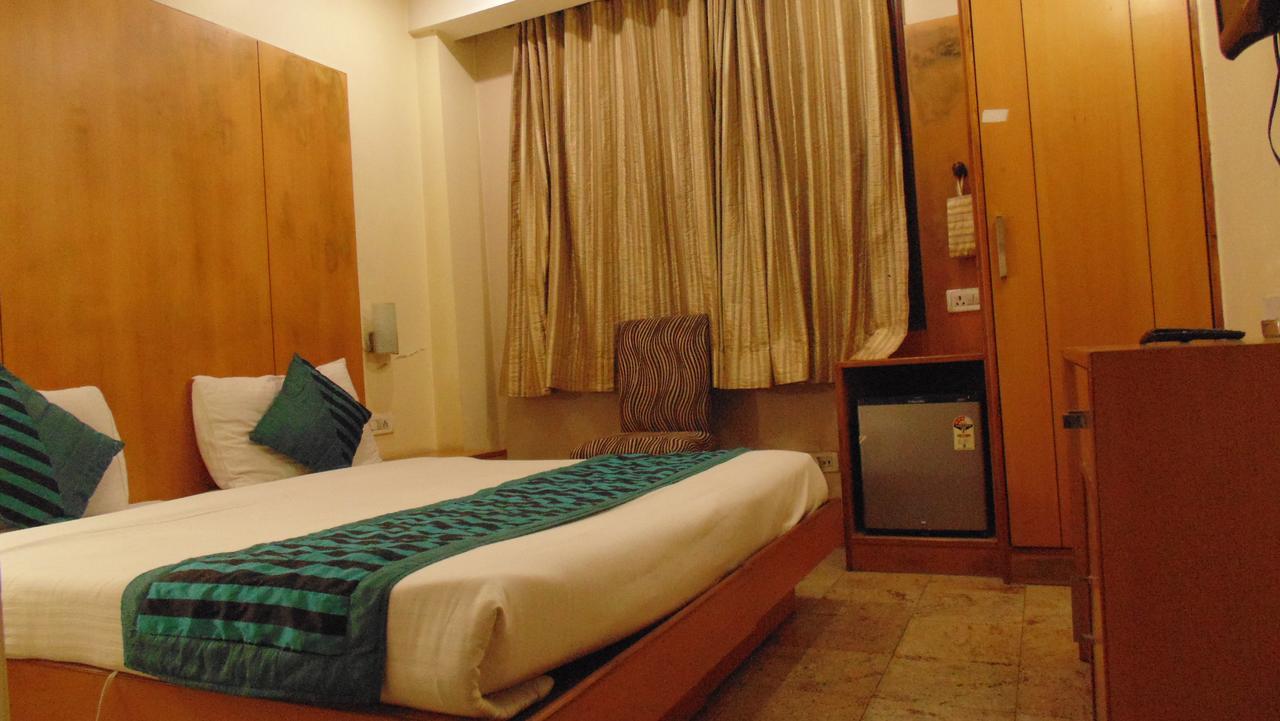 Hotel Maharaja Delhi  Rum bild